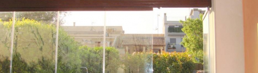 cortina de cristal en porche de llucmajor (Mallorca)